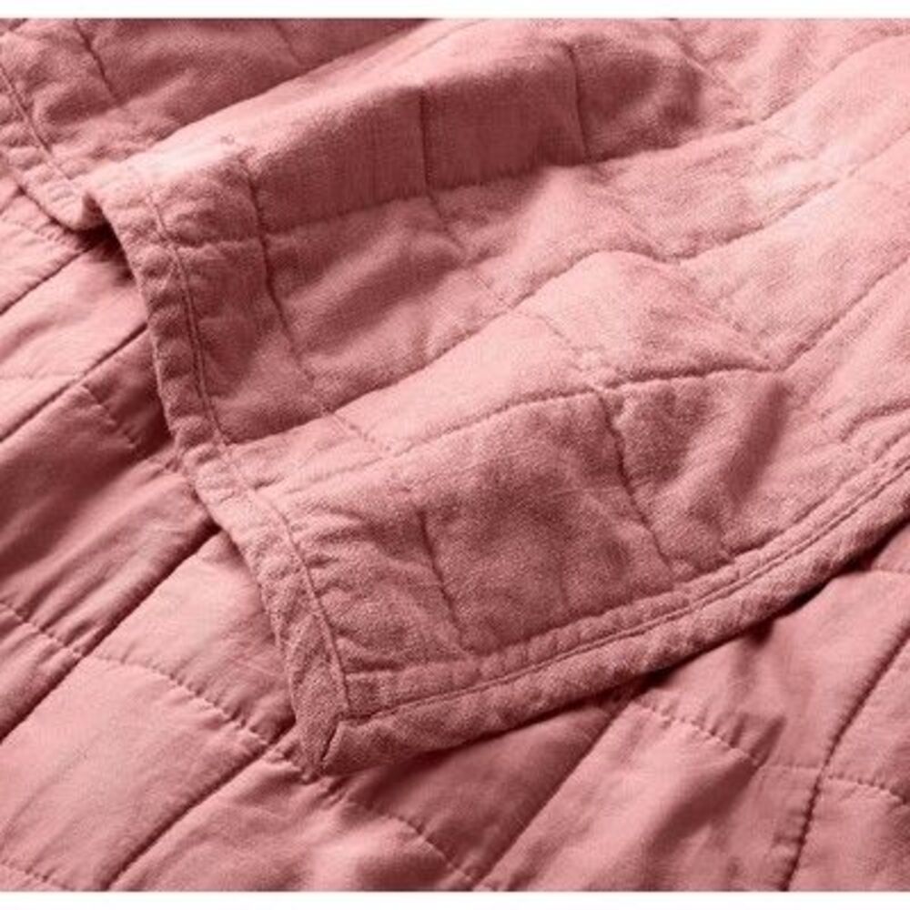 Casaluna - King Heavyweight Linen Blend Quilt Rose - Casaluna Rose Pink - Picture 3 of 3